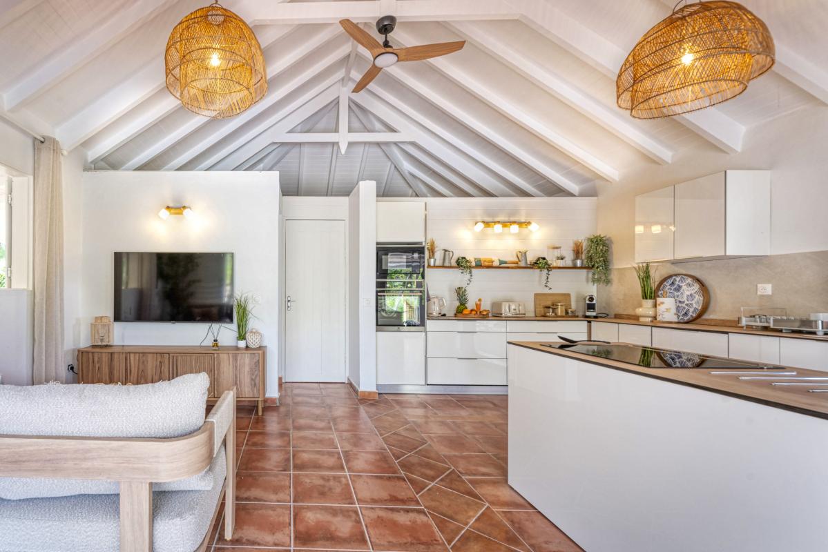 8.A louer villa avec piscine et Grand bourg-Marie-Galante